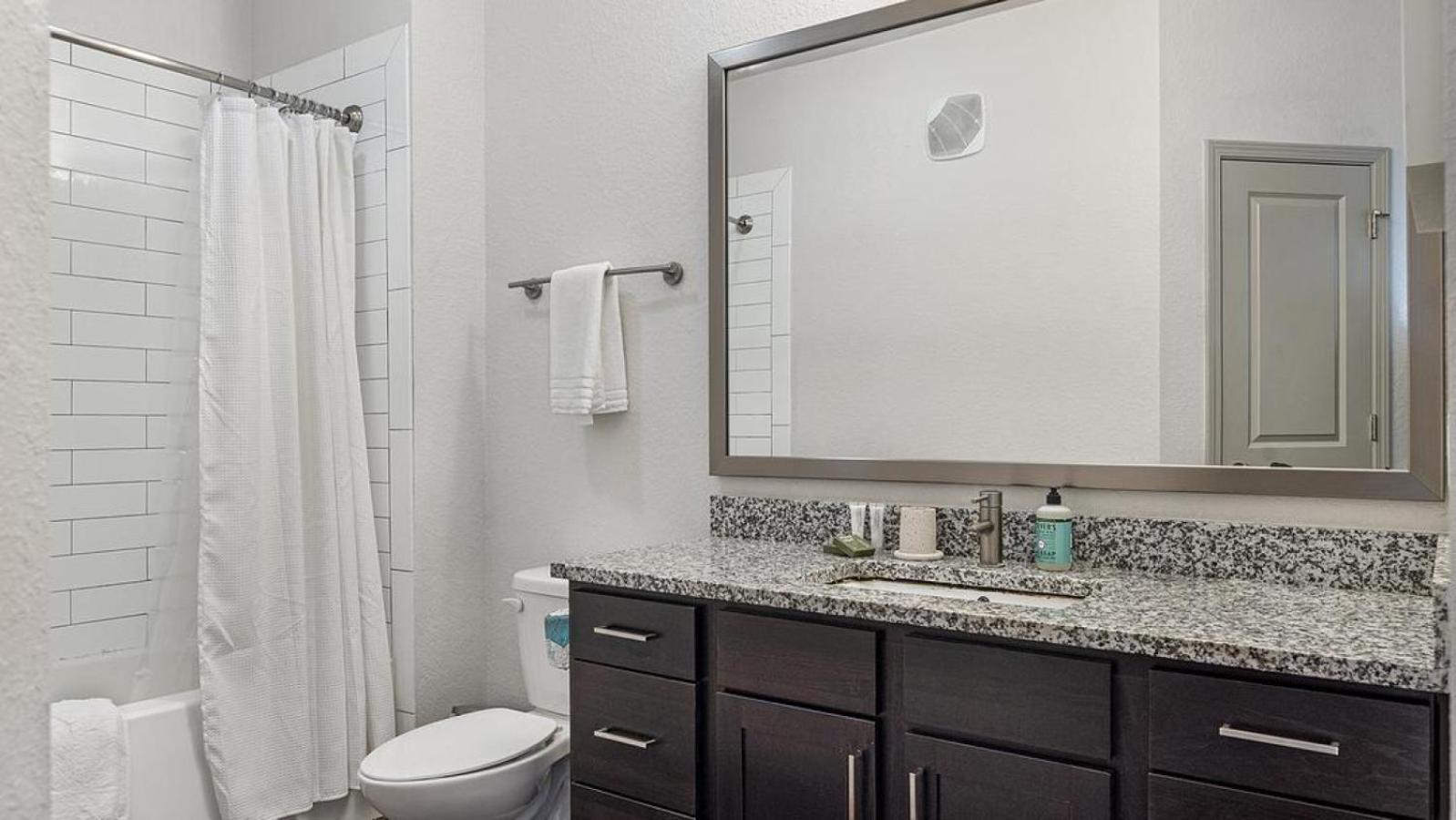 Landing At The Nine At Memphis - 3 Bedrooms In University Exterior foto